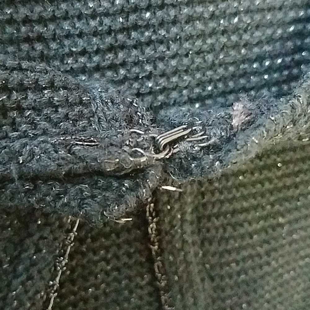 Sweater - Picture 4 of 5